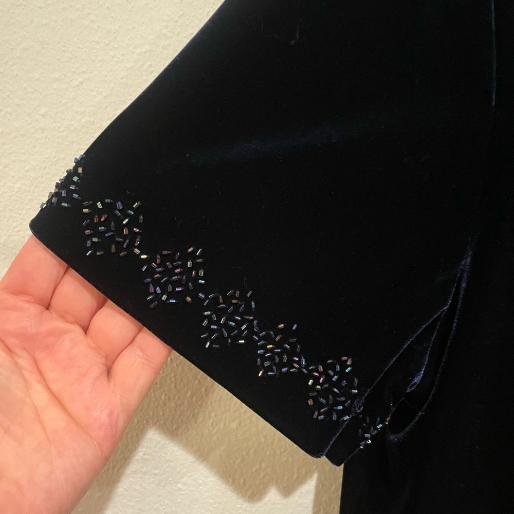 R&M Richards Navy Blue velvet dress with beading - Picture 3 of 8